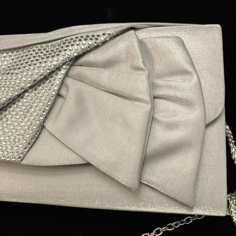 VTG Silver Rhinestone Crystal Bow Crossbody Silk Clutch Purse Jessica McClintock